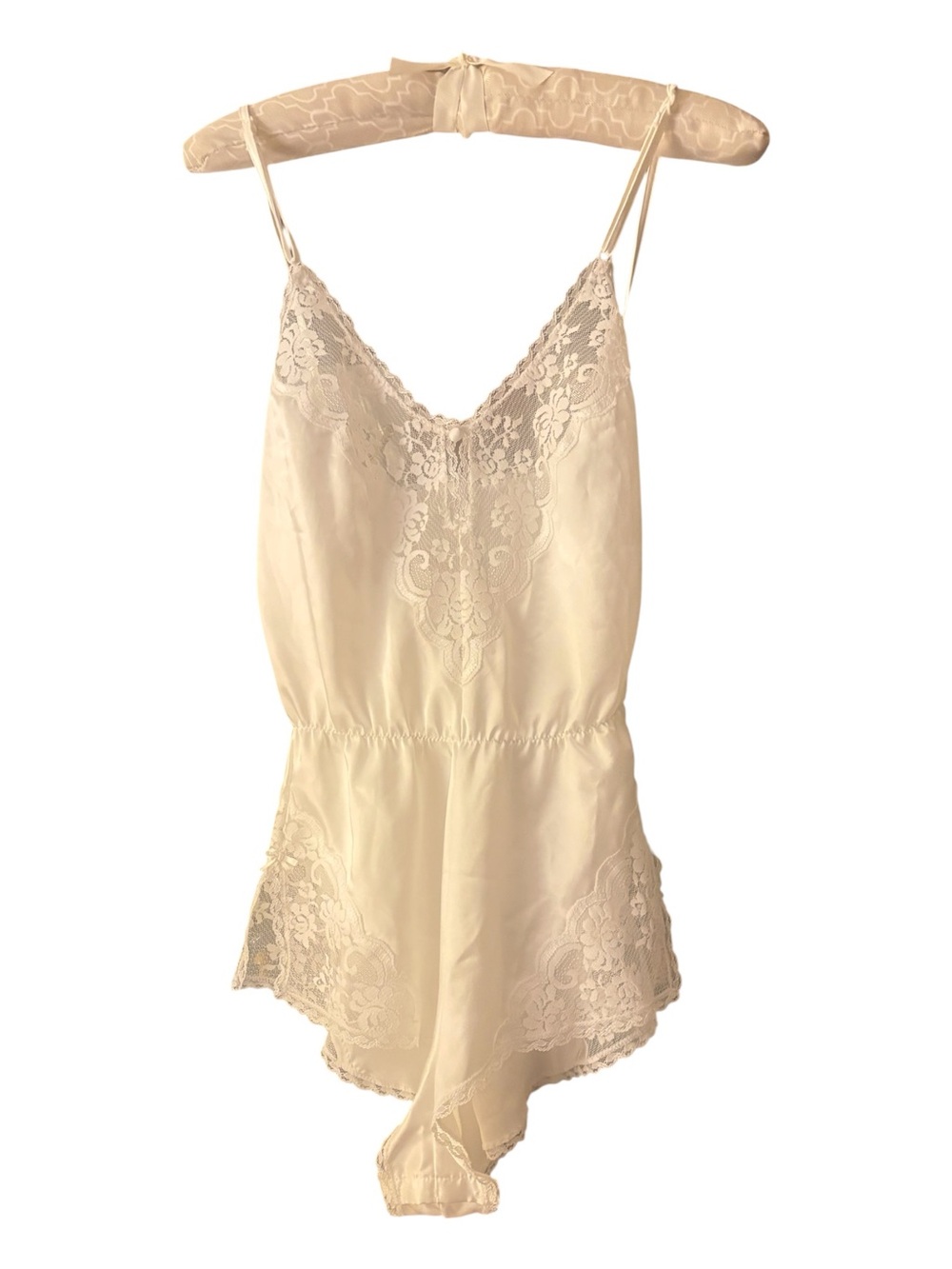 Maidenform White Satin Lace-Trim Chemise Teddy Size 32 NWOT